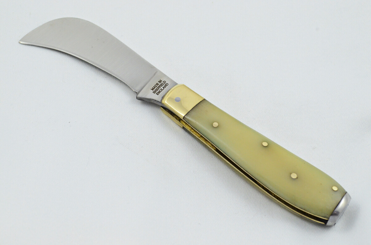 A Handmade D2 Steel Pruning Pen/Pocket Knife - Camel Bone Scales Brass Bolster - Image 2