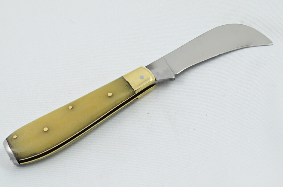 A Handmade D2 Steel Pruning Pen/Pocket Knife - Camel Bone Scales Brass Bolster - Image 5