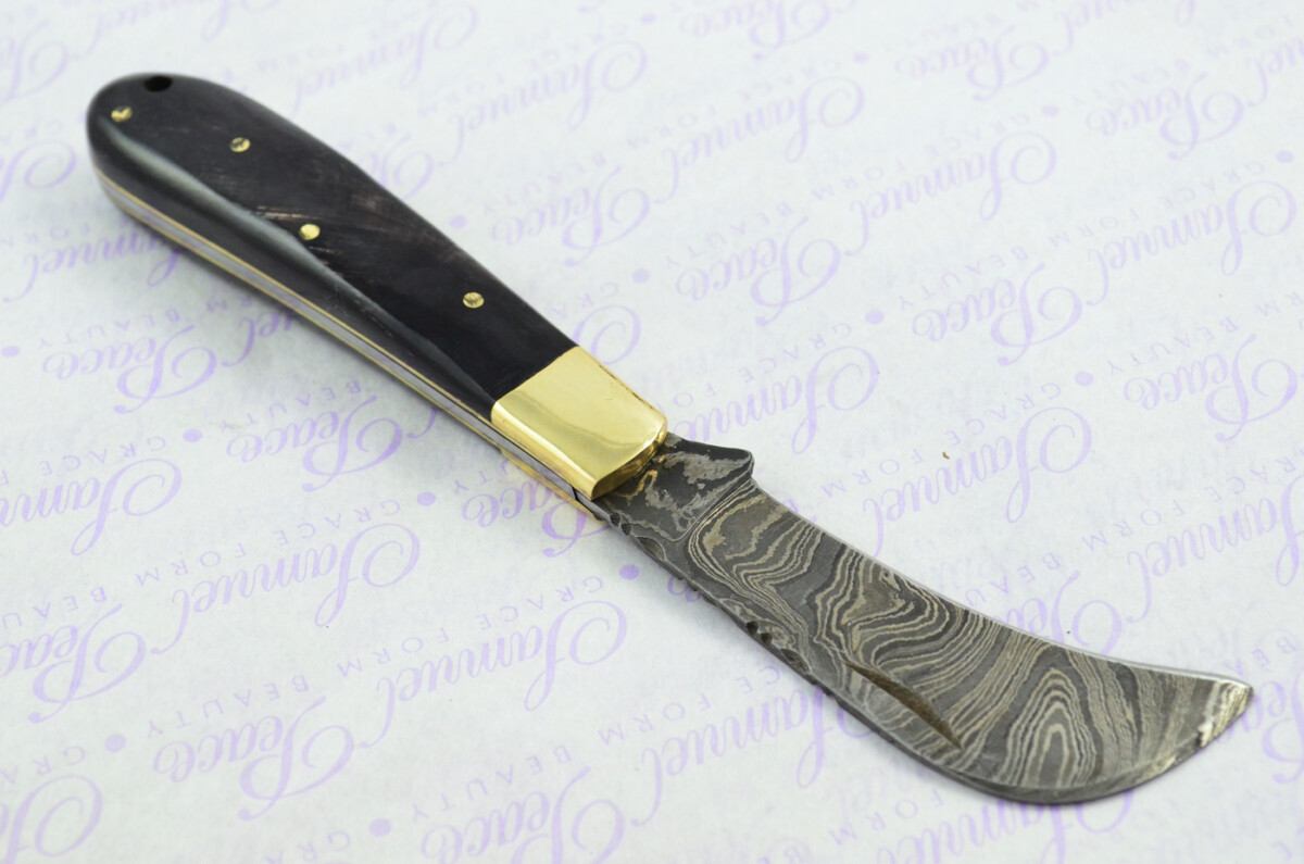 A Handmade Damascus Steel Pruning Pen/Pocket Knife - Buffalo Horn Scales - Image 4