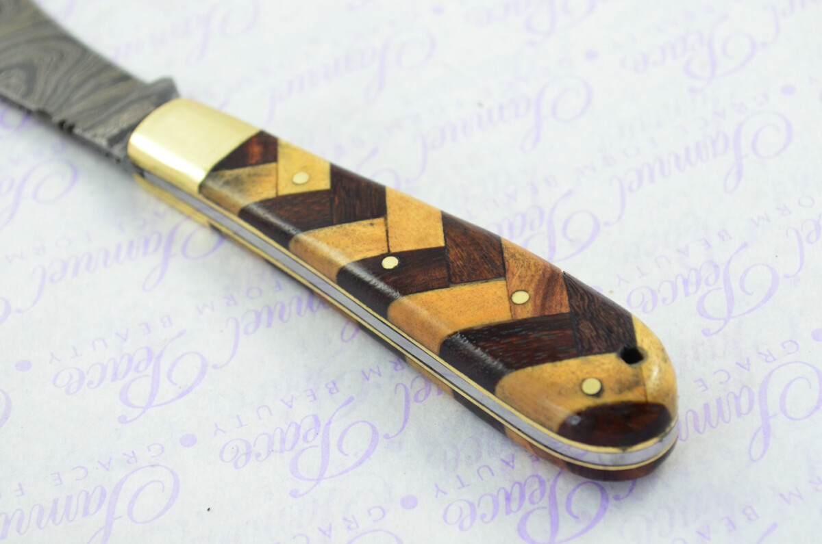 A Handmade Damascus Steel Pruning Pen/Pocket Knife - Herringbone Pattern Wood Scales - Image 3