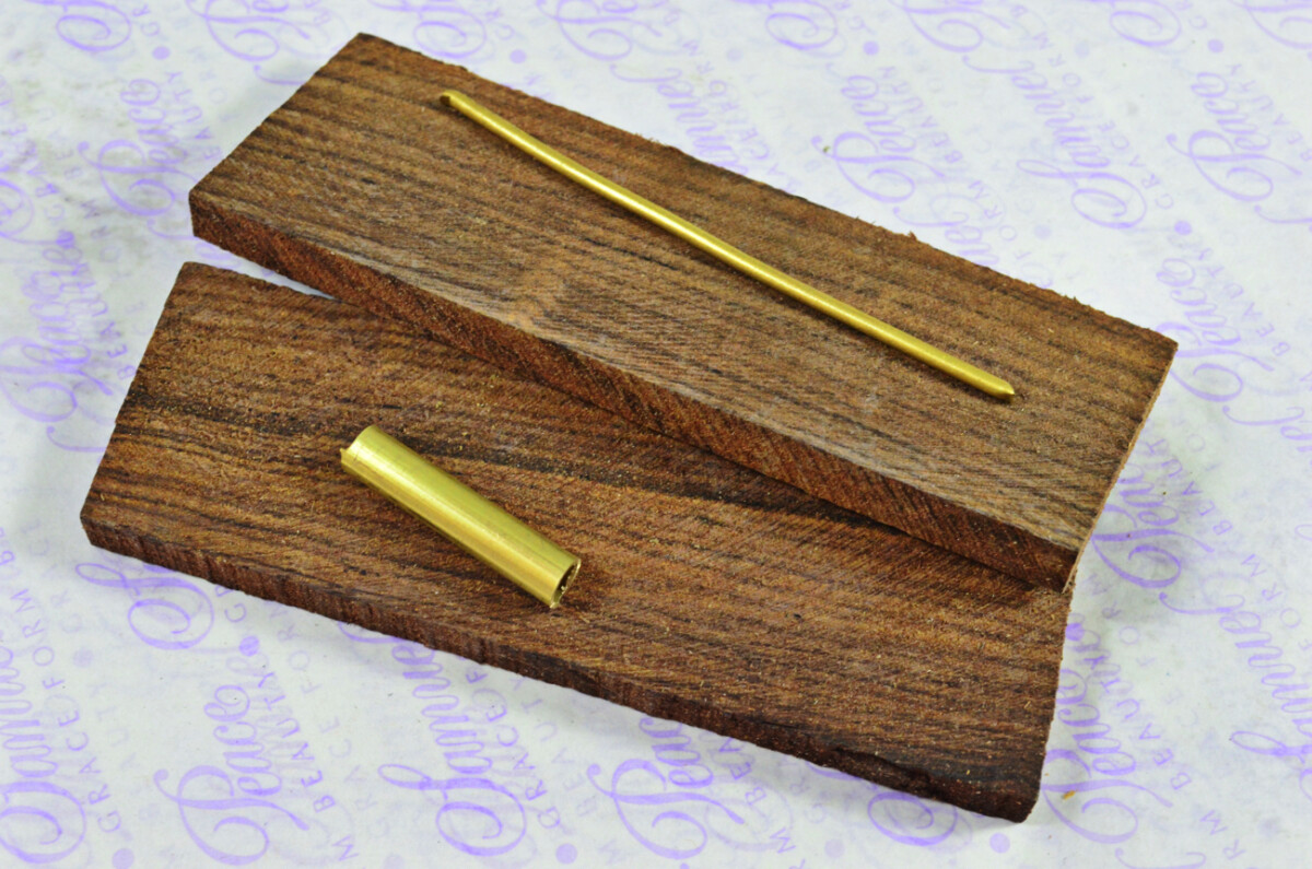 Knife Making Kit! Damascus Steel Bushcraft Knife Rosewood Scales Brass Bolster inc Leather Sheath - Image 8