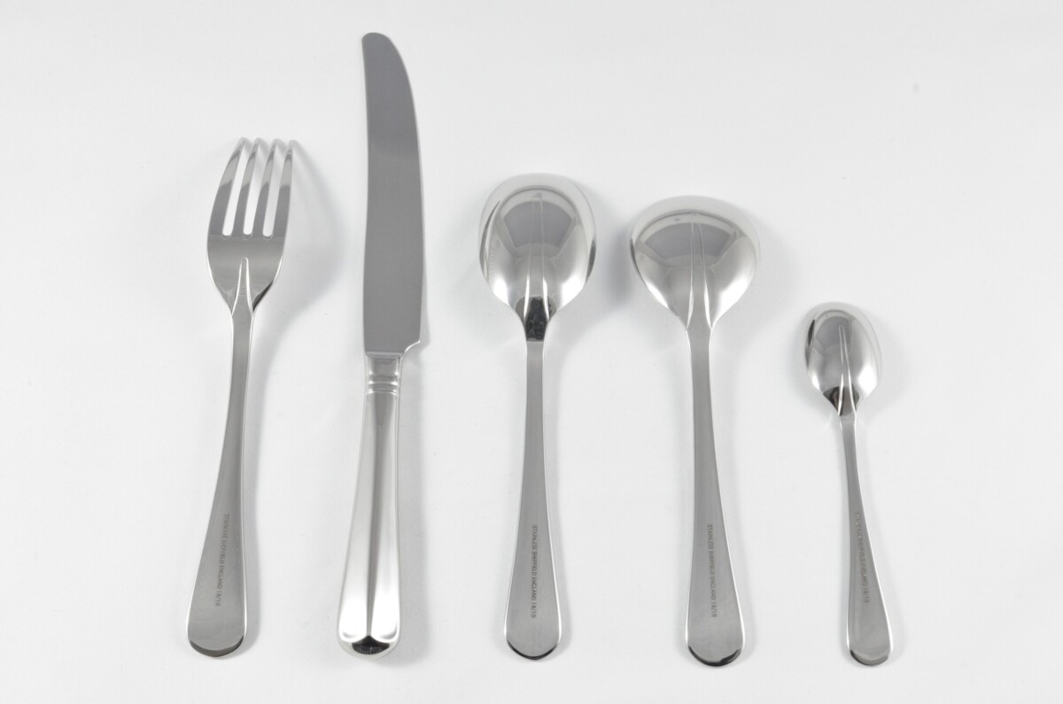 New Rattail Pattern 5 Piece place Setting Made in Sheffield England Stainless Steel Cutlery - Image 2
