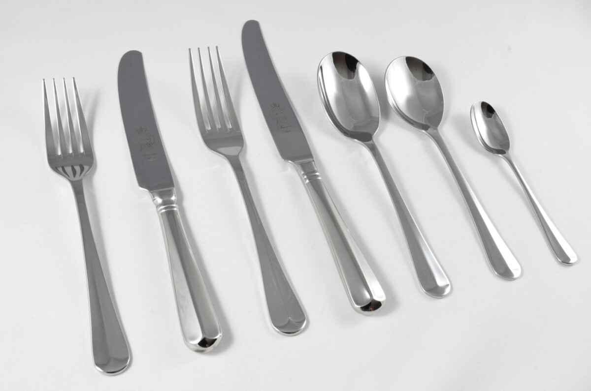 New Rattail Pattern 7 Piece place Setting Made in Sheffield England Stainless Steel Cutlery - Image 2