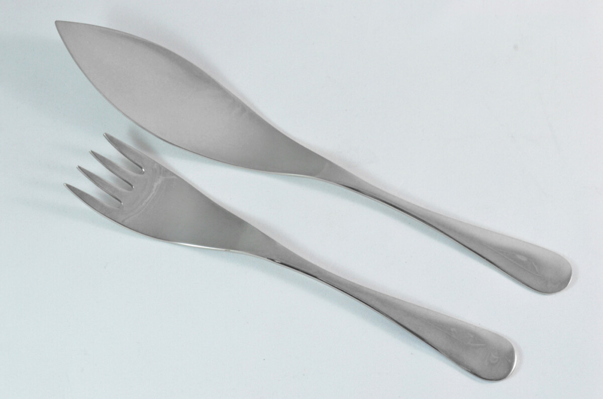 Robert Welch Stainless Steel 18/10 Fish Servers/Carvers