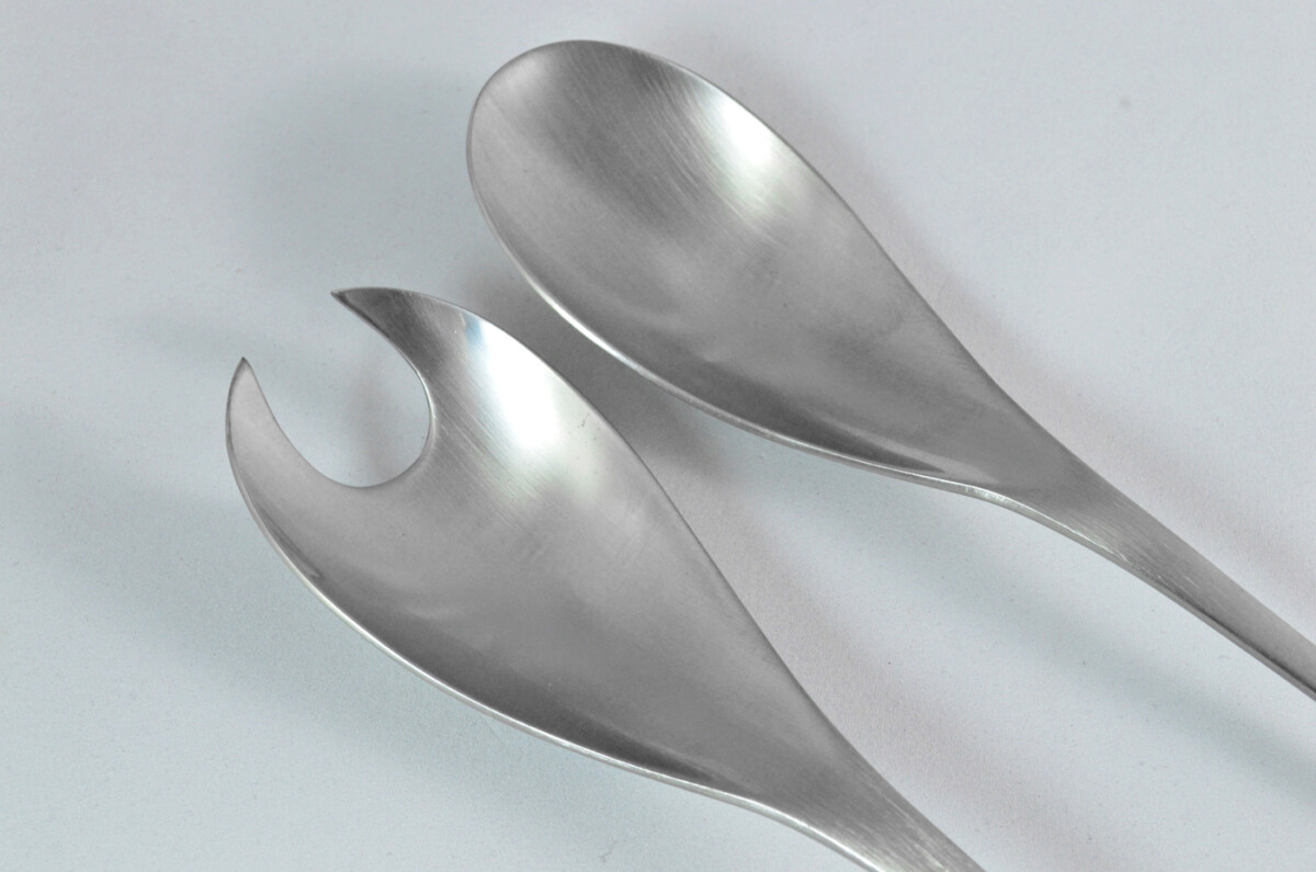 Robert Welch Stainless Steel 18/10 Salad Servers Brushed Finish - Image 5