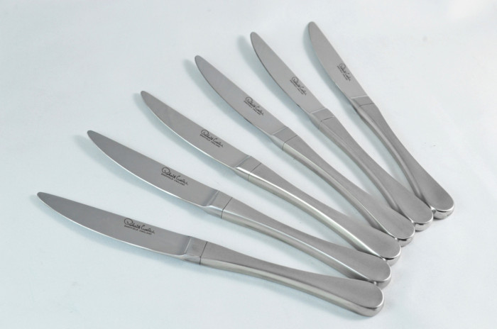 Robert Welch Stainless Steel 18/10 Set of Six Plain Edge Steak Knives Brushed Finish - Image 2