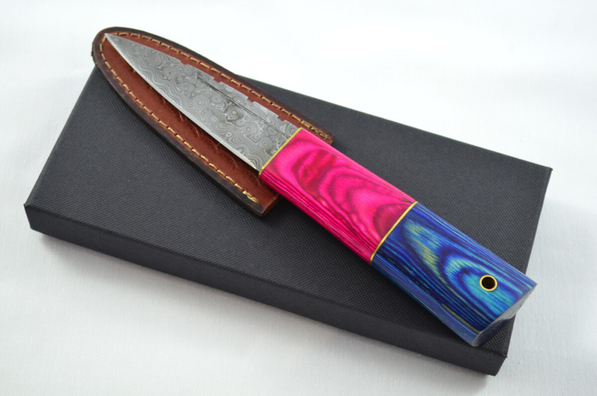 New Fantastic Coloured Laminate Sgian Dubh Damascus Steel Made in Sheffield England Superior Sheath inc Presentation Box