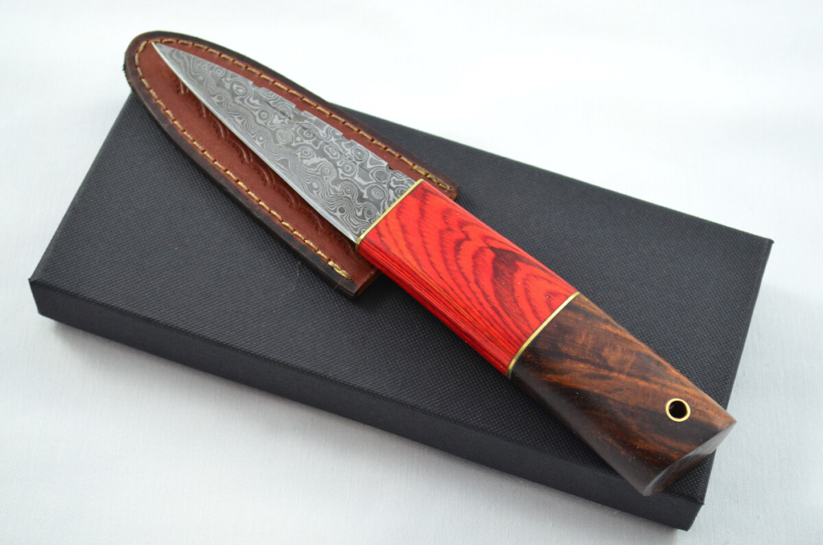 New Fantastic Coloured Laminate Sgian Dubh Damascus Steel Made in Sheffield England Superior Sheath inc Presentation Box