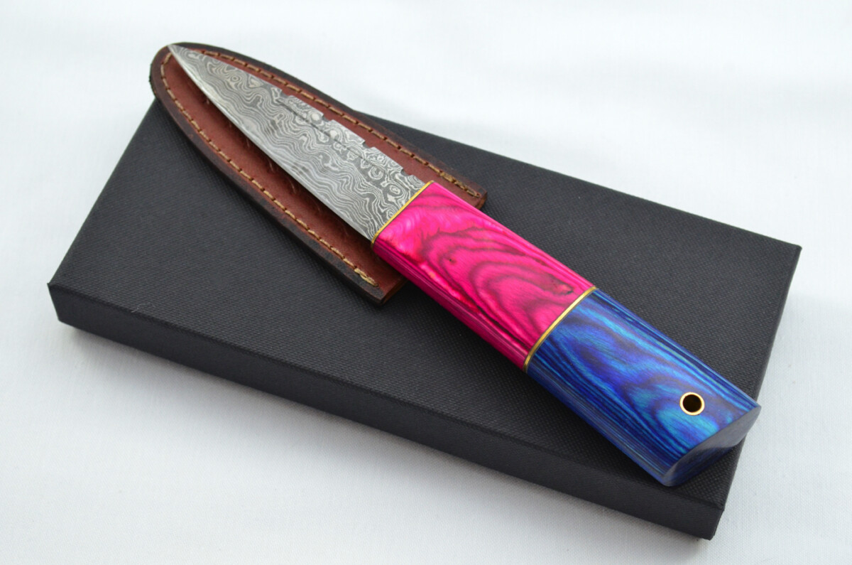 New Fantastic Coloured Laminate Sgian Dubh Damascus Steel Made in Sheffield England Superior Sheath inc Presentation Box