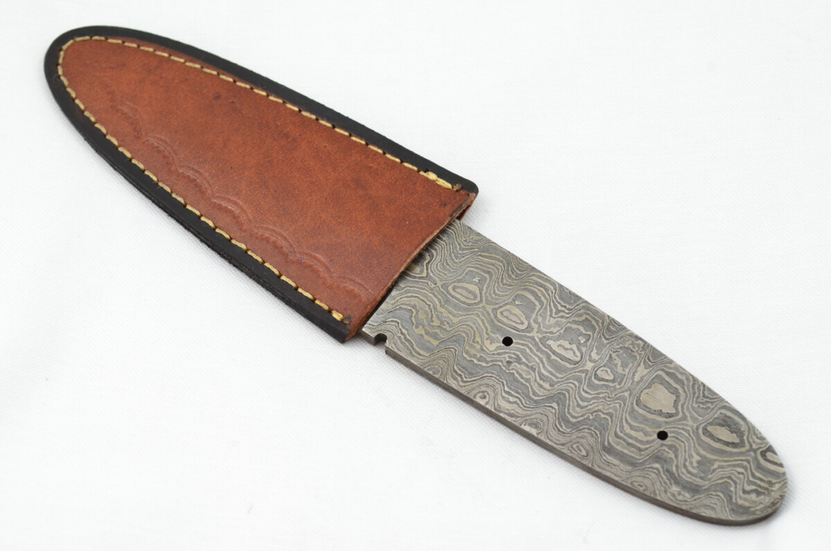 New Fantastic Sgian Dubh Damascus Steel Swaged Edge Scale Tang Blank Blade Made in Sheffield England - Image 6