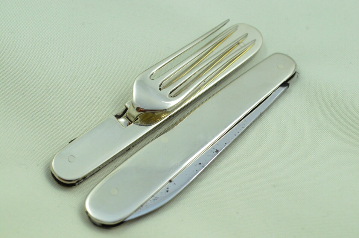 Sheffield Made 2 Piece Travelling Knife and fork set Brass Scaled Maker Unknown - Image 12