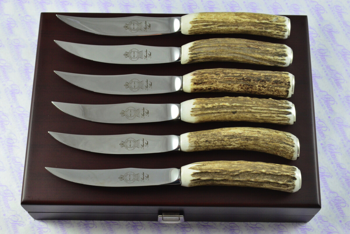 Brand New Six Wooden Cased Hump Back Genuine Stag/Antler Handle Steak Knives Made in Sheffield England