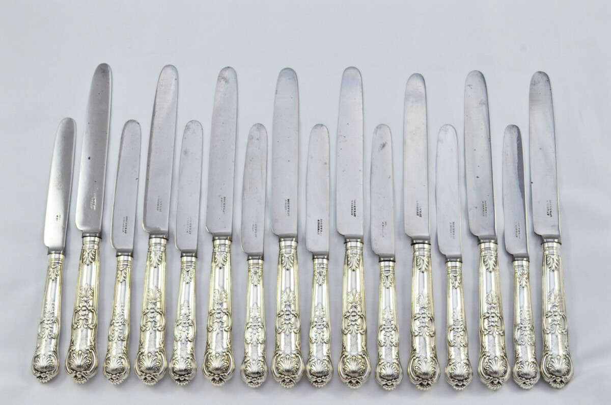 8 Table & 8 Dessert Knives Sterling Silver Handled Queens Pattern Sheffield 1830 RARE