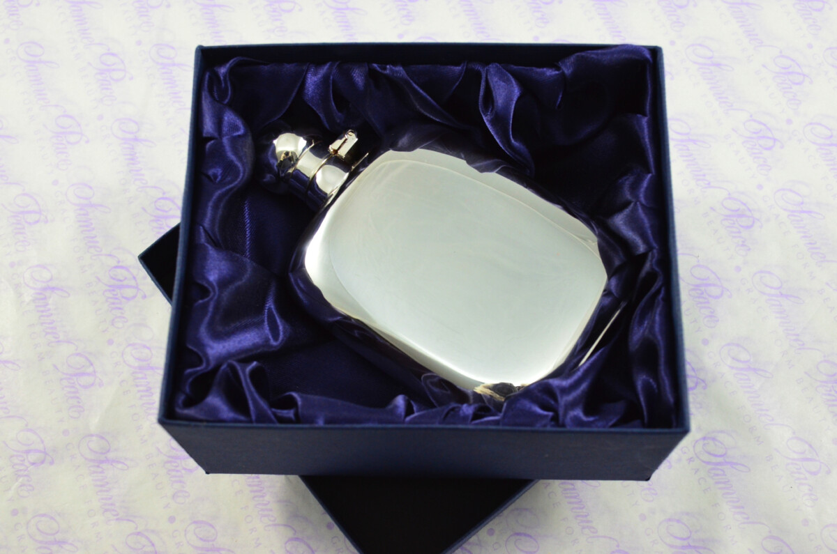 Sterling Silver Hallmarked Oval Hip Flask 4oz Bayonet Top Hallmarked 2025 - Image 2