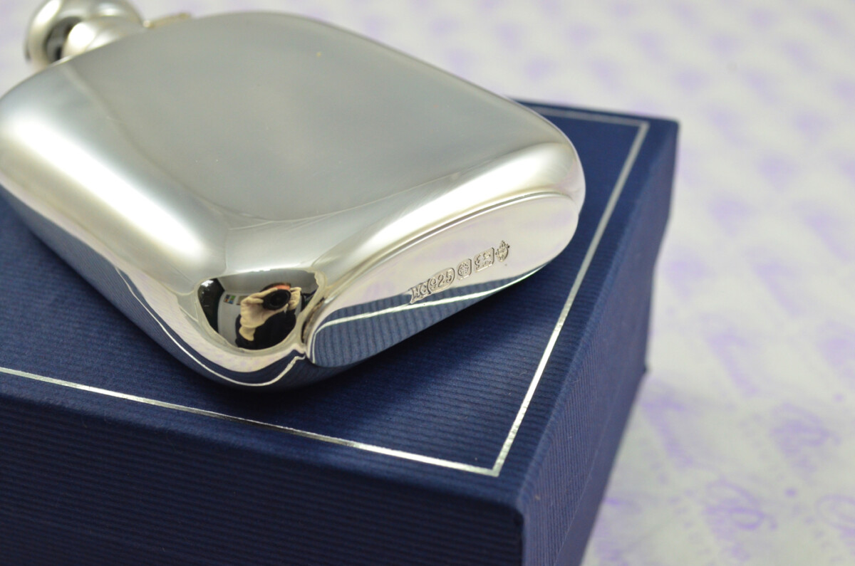 Sterling Silver Hallmarked Oval Hip Flask 4oz Bayonet Top Hallmarked 2025 - Image 7