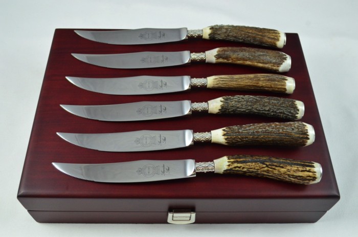 A Set of 6 Sheffield Silver Ferruled Steak Knives with Red Deer Stag Antler Handles – Wooden Presentation Case