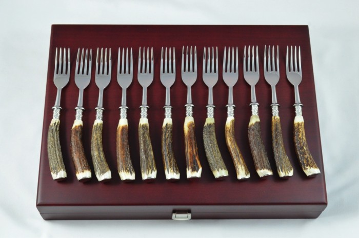 A Set of 12 Sheffield Silver Ferruled Steak Forks with Red Deer Stag Antler Handles – Wooden Presentation Case