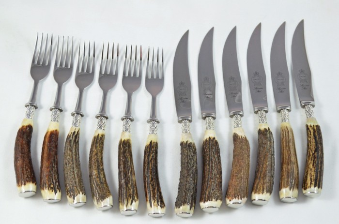 A Set of 6 Sheffield Silver Ferruled Steak Knives & Forks with Red Deer Stag Antler Handles – Wooden Presentation Case - Image 2