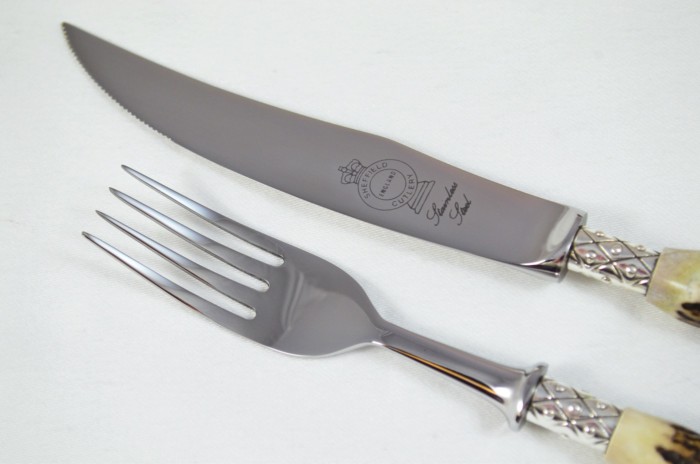 A Set of 6 Sheffield Silver Ferruled Steak Knives & Forks with Red Deer Stag Antler Handles – Wooden Presentation Case - Image 10