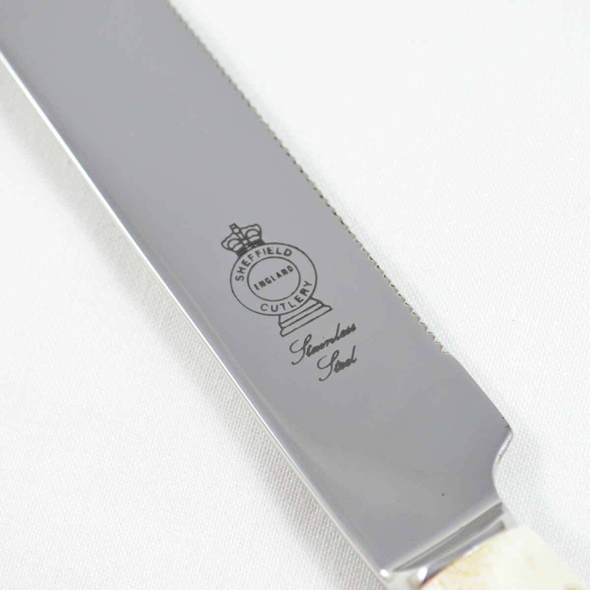 A Genuine Stag Horn Handled Wedding Cake Knife Gift Boxed - Image 4