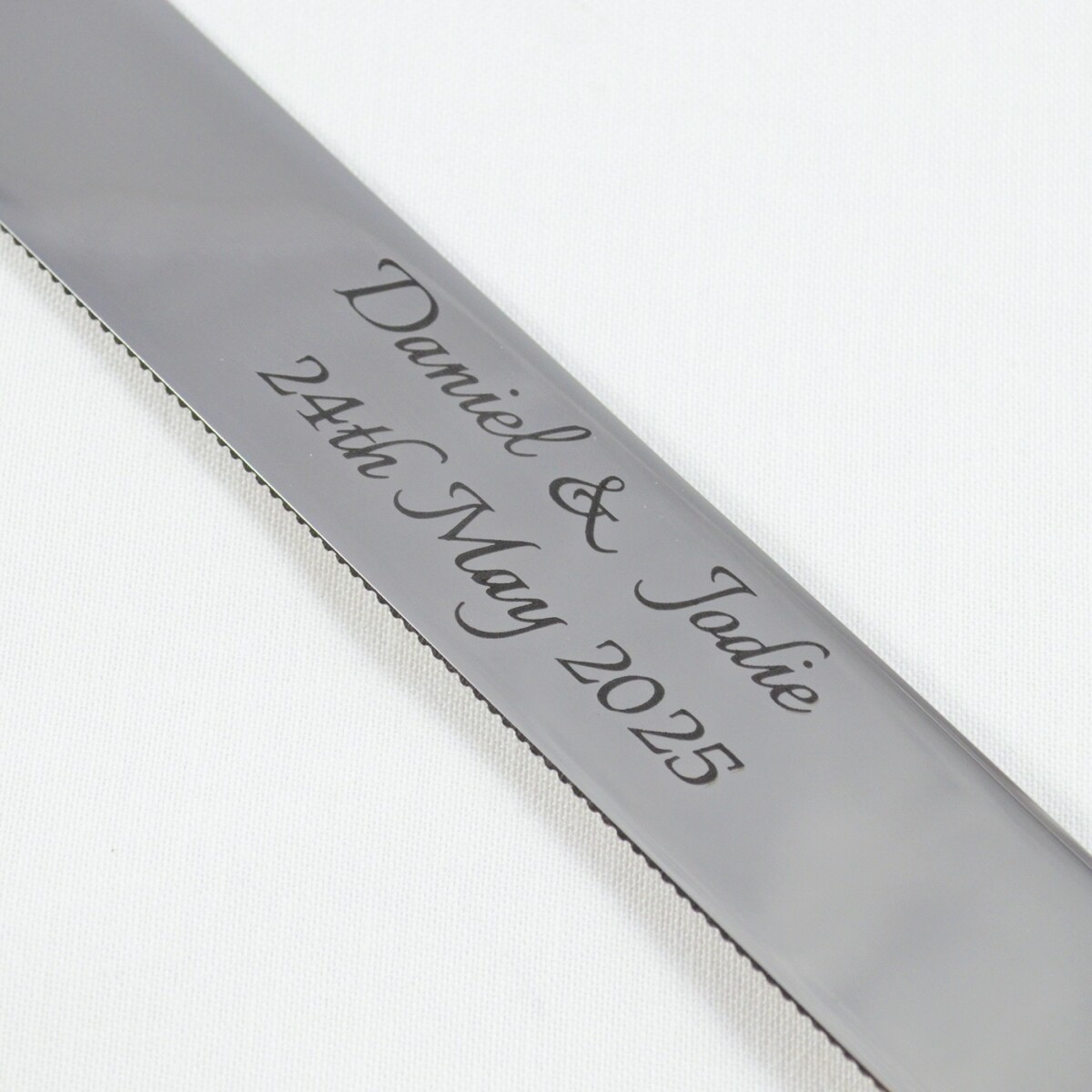 A Genuine Stag Horn Handled Wedding Cake Knife Gift Boxed - Image 2