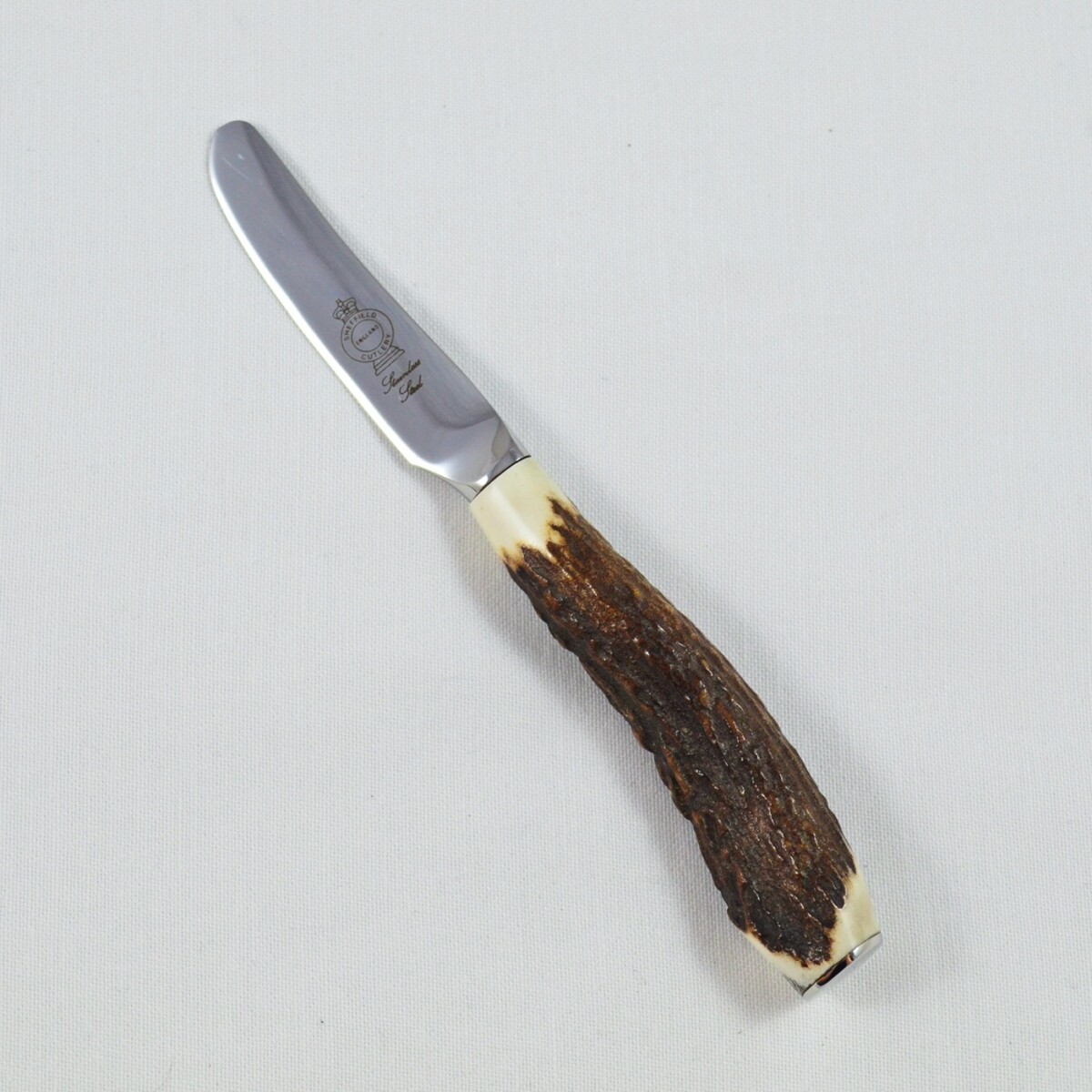 A Genuine Stag Horn Handled Dinky Knife Gift Boxed