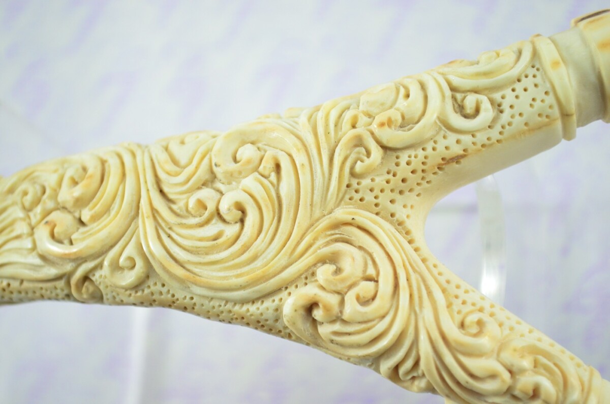 Stag Horn Ornate Hand Carved Catapult / Slingshot - Image 9