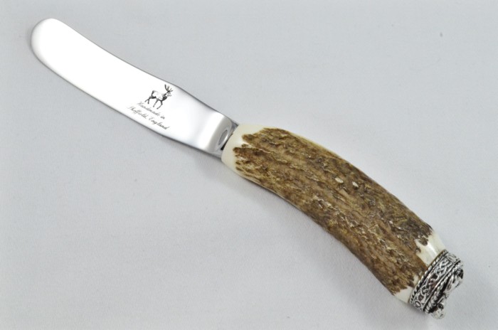 A Genuine Stag Antler Handled Pewter Capped Cheese Board Serving Set Made In Sheffield England - Image 2