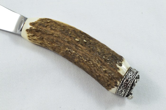 A Genuine Stag Antler Handled Pewter Capped Cheese Board Serving Set Made In Sheffield England - Image 4