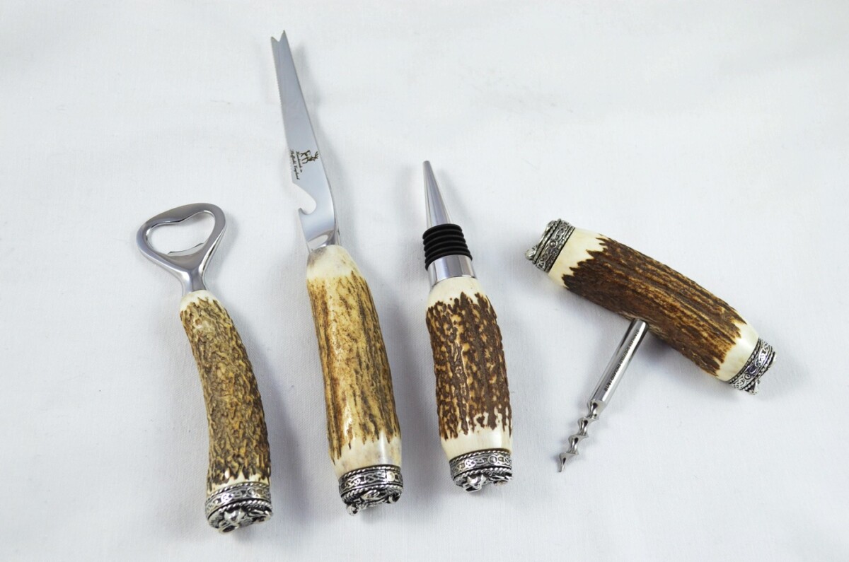 A Genuine Stag Antler Handled Pewter Capped Bar Collection Set Made In Sheffield England
