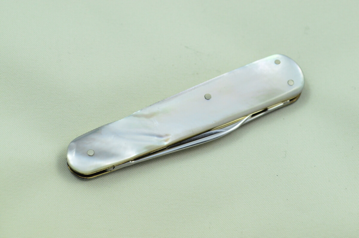 Triple Blade Fantastic Carbon Steel Bladed Mother Of Pearl Fully Restored Sheffield Made Pen/Pocket Knife c1900 Maker Unknown - Image 11