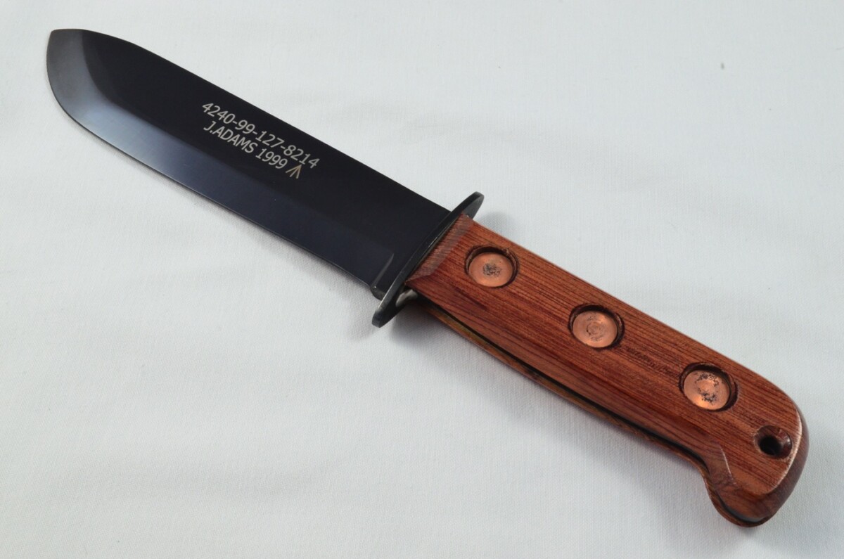A Brand New Full Scale Tang Survival Knife Hardwood Handle 7" Black Blade - Image 2