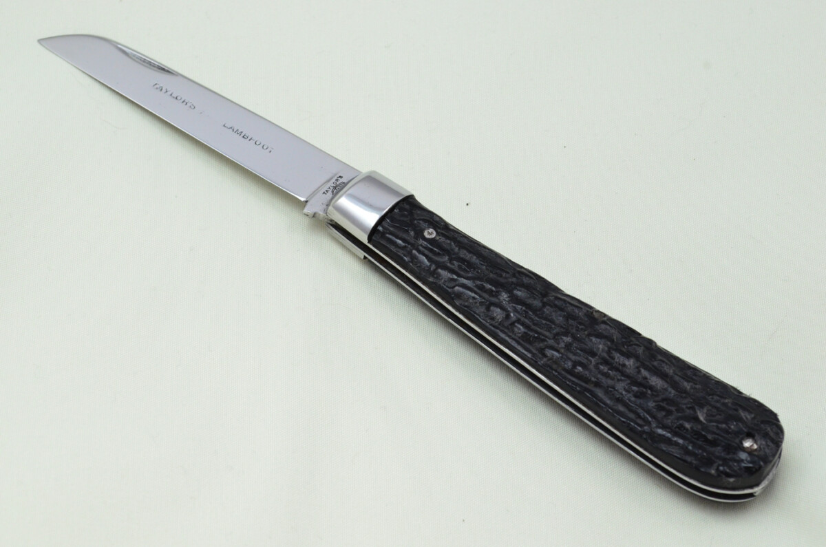 Taylors Eye Witness Sheffield Made 1 Blade Black Fibre Scaled Pen Knife C1890