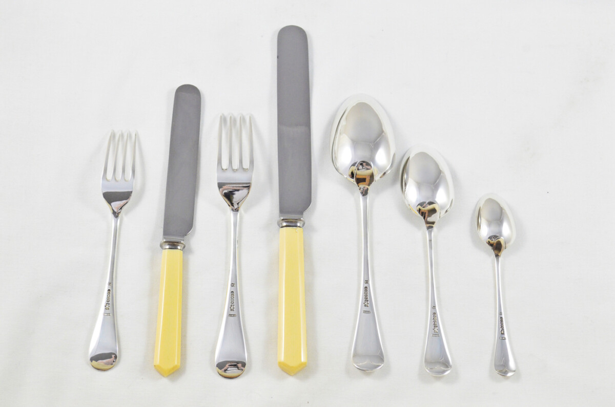 Antique Canteen of Cutlery By James Dixon & Sons Sheffield - Silver Plated - Old English Pattern - 49 Pieces - Image 4