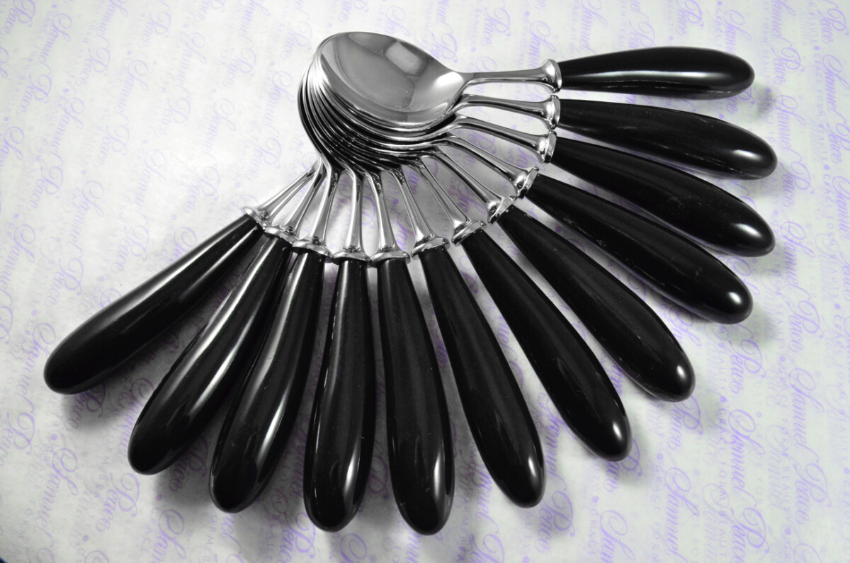 Twelve Brand New Genuine Water Buffalo Handle Soup Spoons Made in Sheffield England - Image 8