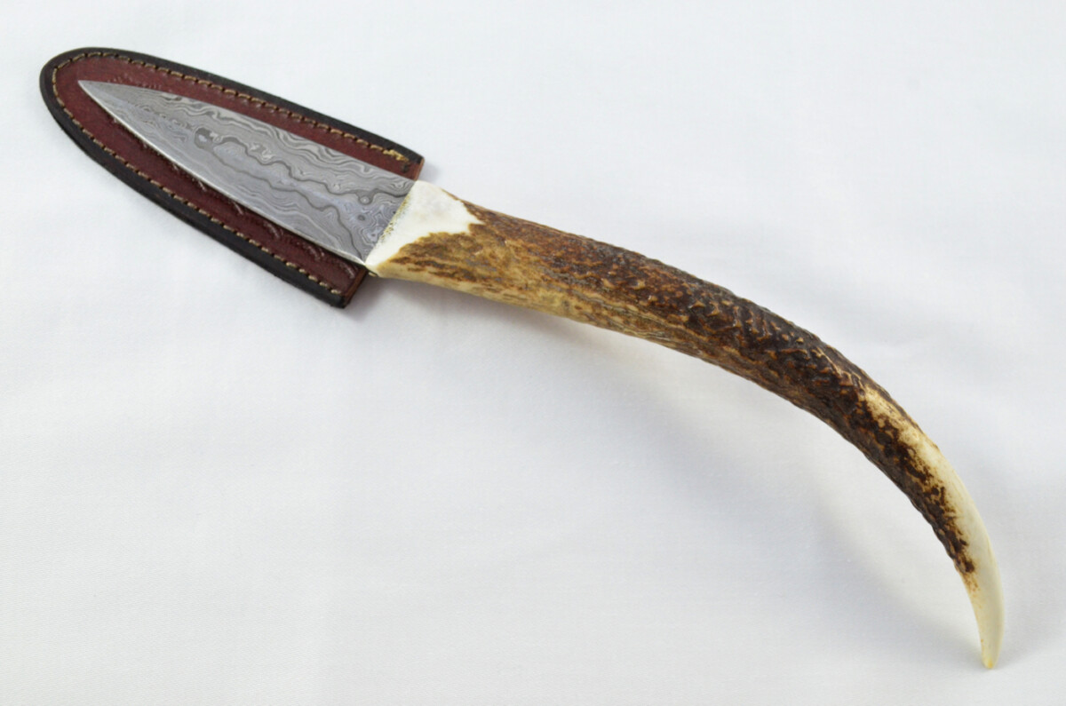 A Fantastic Genuine Stag Horn Full Tyne Handle Double Edge Bladed Damascus Steel Sgian Dubh Made in Sheffield England