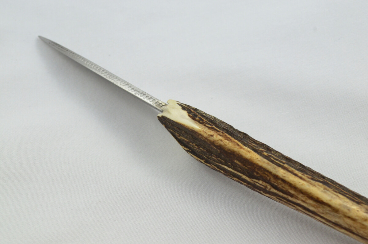 A Fantastic Genuine Hand Engraved Carbon Steel Full Tyne Stag Horn Antler Handle Sgian Dubh Sheffield England - Image 6