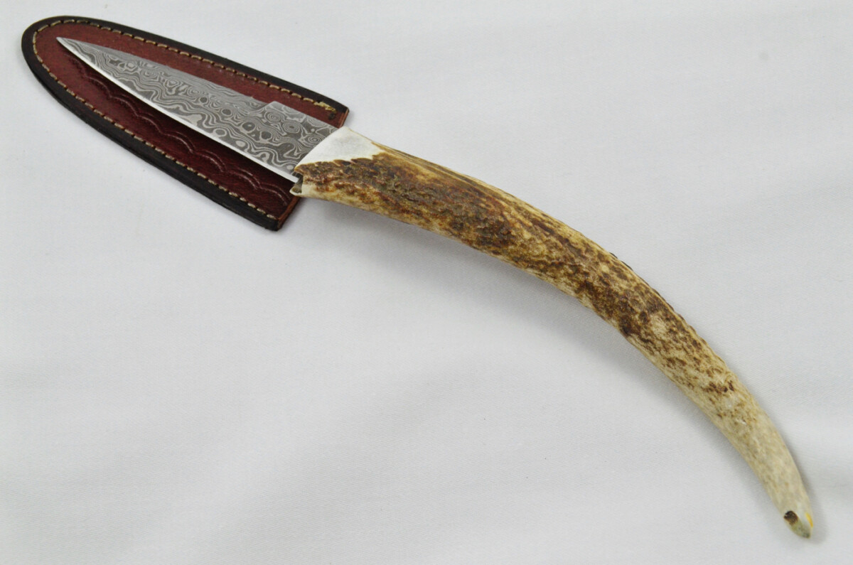 A Fantastic Genuine Stag Horn Full Tyne Handle Modern Bladed Damascus Steel Sgian Dubh Made in Sheffield England