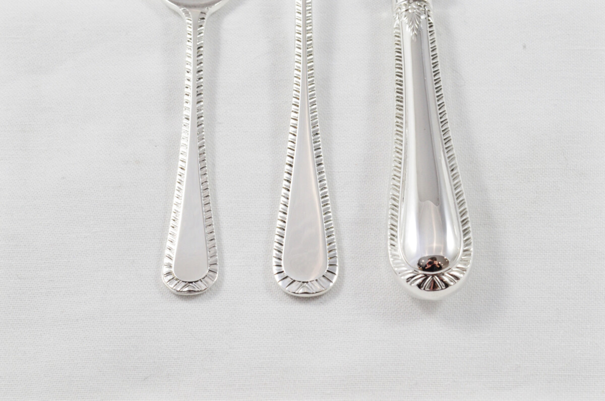 Antique Canteen of Cutlery By George Wood & Sons Sheffield - Silver Plated - Feather Edge Pattern - 45 Pieces - Image 4