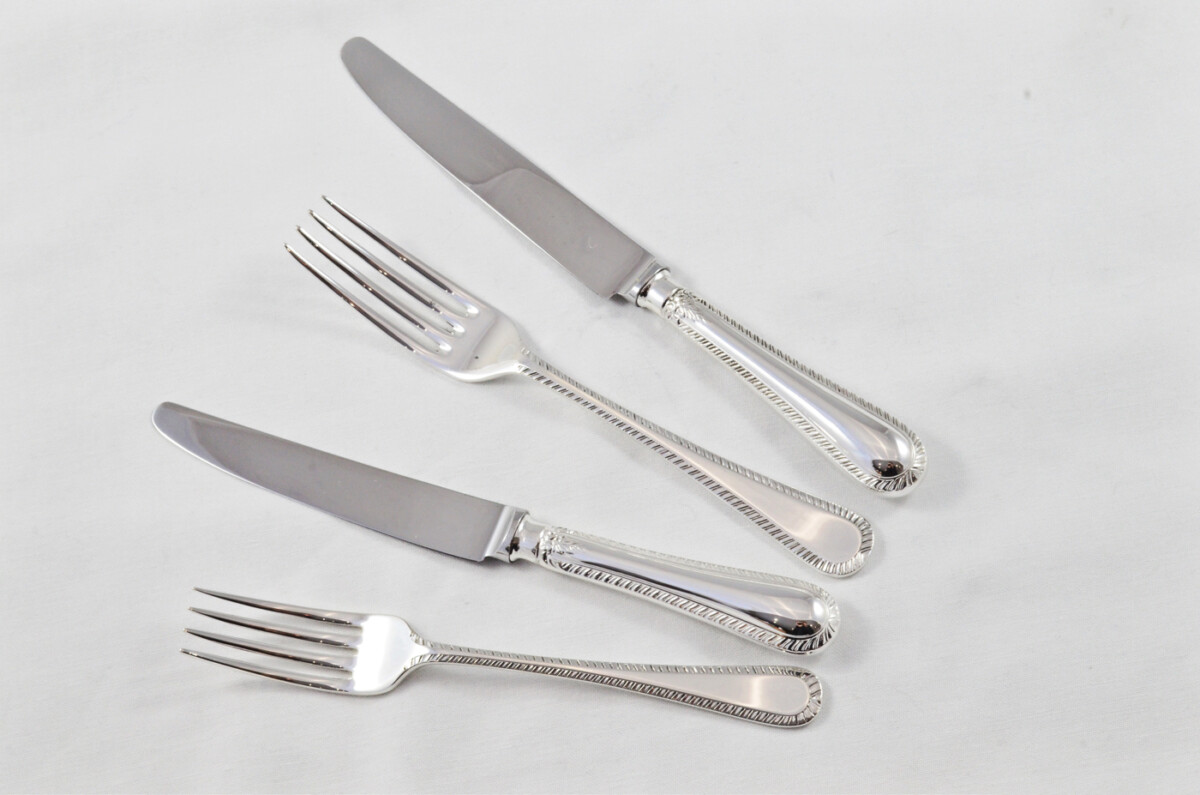 Antique Canteen of Cutlery By George Wood & Sons Sheffield - Silver Plated - Feather Edge Pattern - 45 Pieces - Image 5