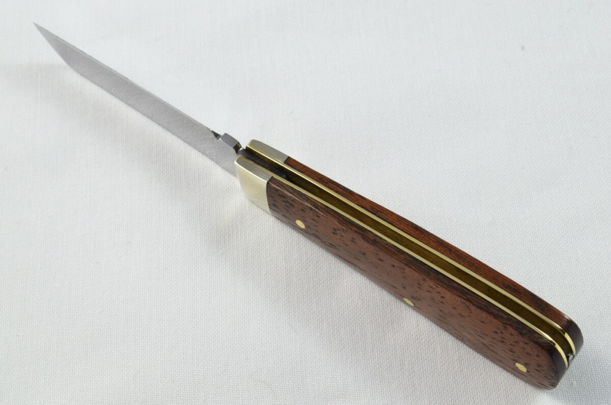 A Brand New Handmade Lambsfoot Bladed Rosewood Antler Scaled Pen / Pocket Knife - Image 4