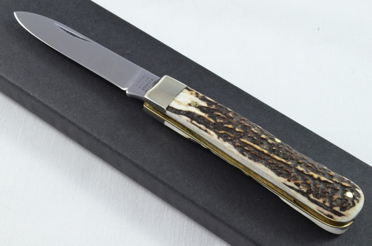 A Brand New Handmade Spearpoint Bladed Stag Antler Scaled Pen / Pocket Knife