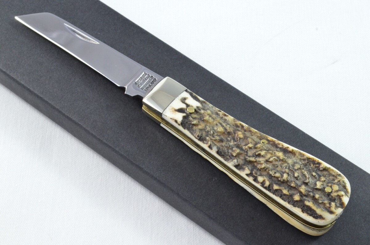 A Brand New Handmade Lambsfoot Bladed Stag Antler Scaled Pen / Pocket Knife