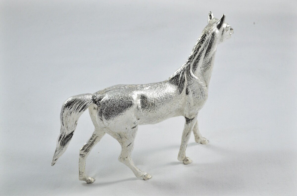 Beautiful Silver Plated Animal Ornament Large- Horse - Image 4