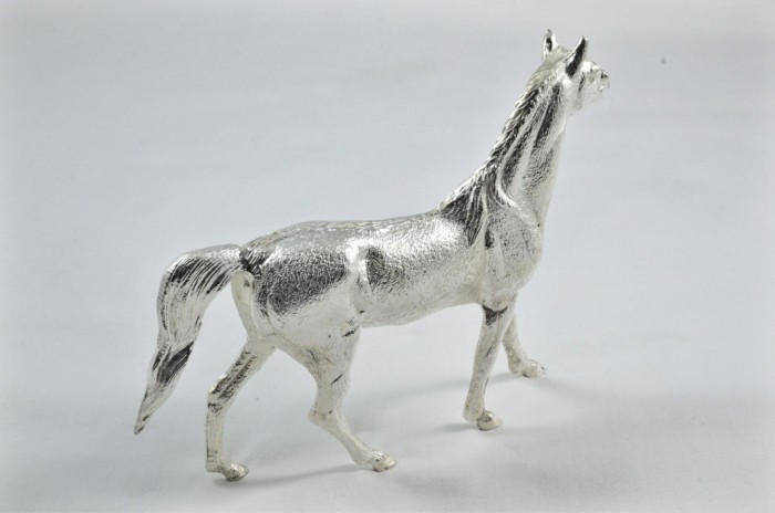 Beautiful Silver Plated Animal Ornament Large- Horse - Image 4