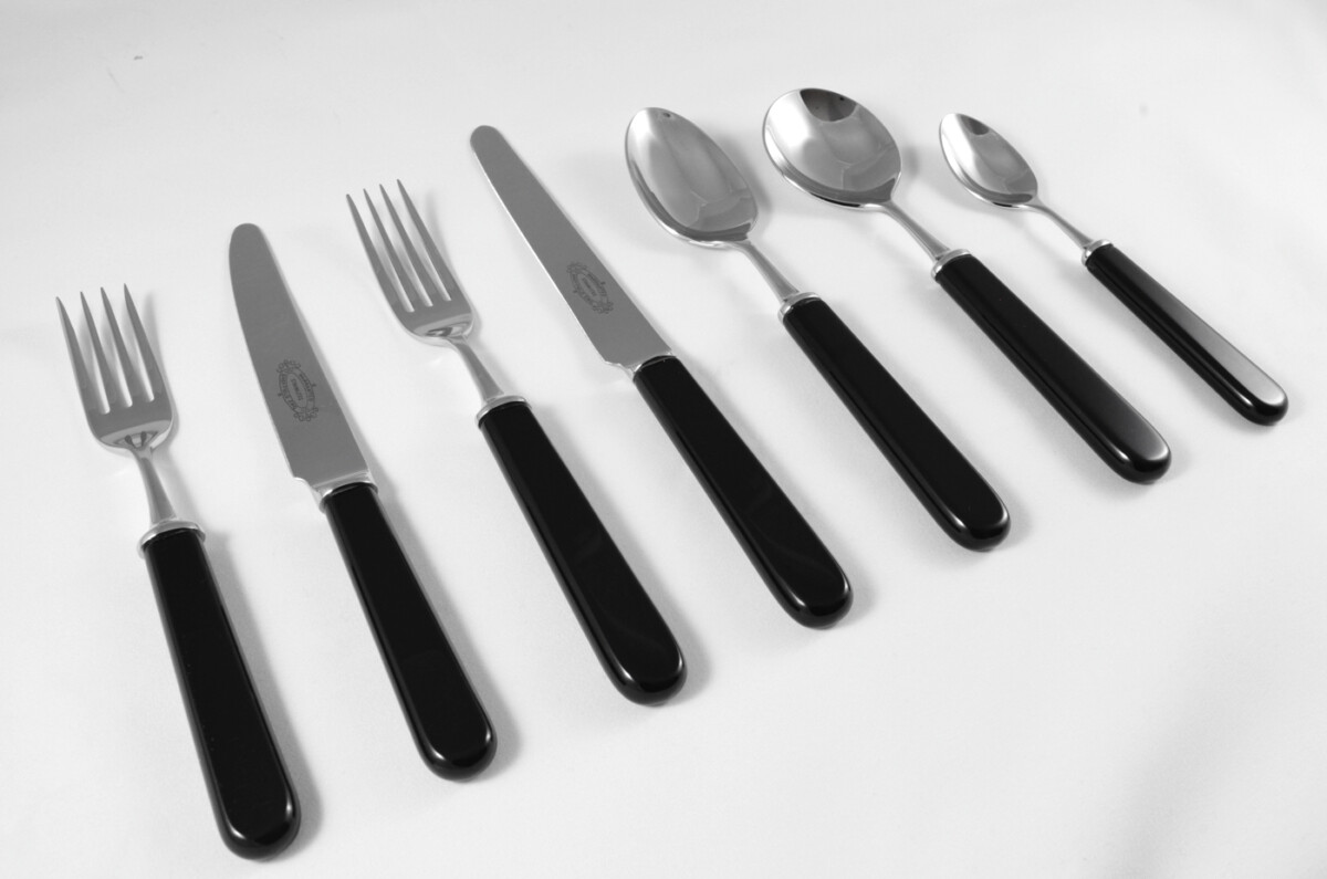 New Fantastic Genuine Black Handle 7 Piece Place Setting Mirror Finish Made In Sheffield England - Image 3
