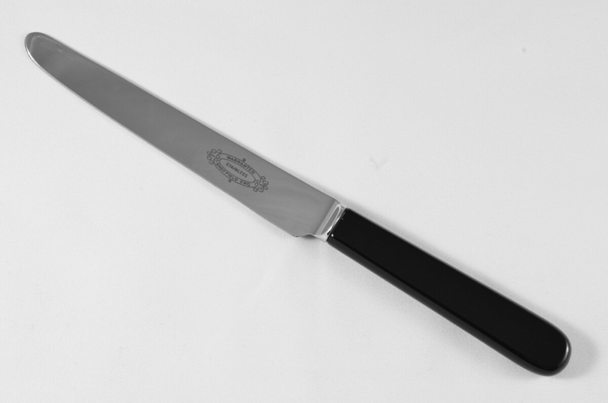New Fantastic Genuine Black Handle Table Knife Mirrored Finish Made In Sheffield England